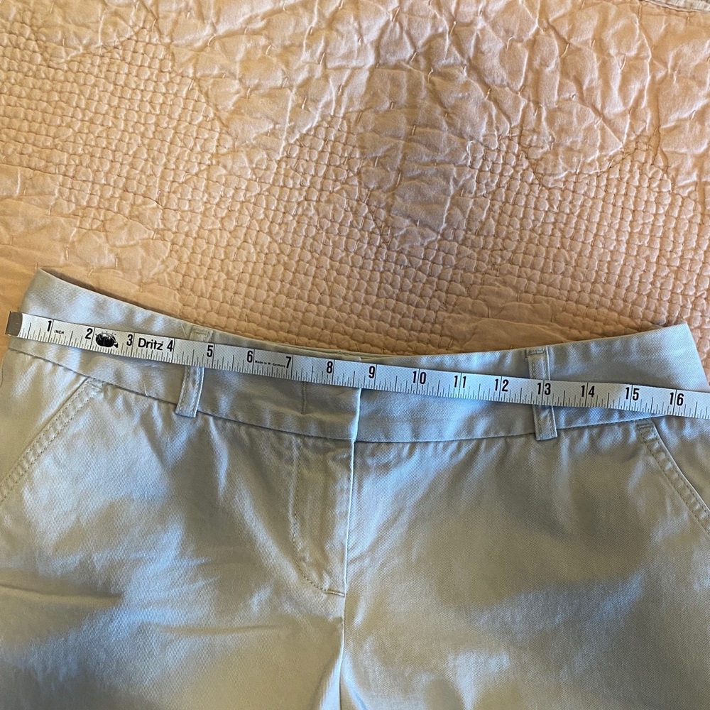 J. Crew Cream Chino Bermuda Short Shorts, Women’s Size 8 - Picture 4 of 7